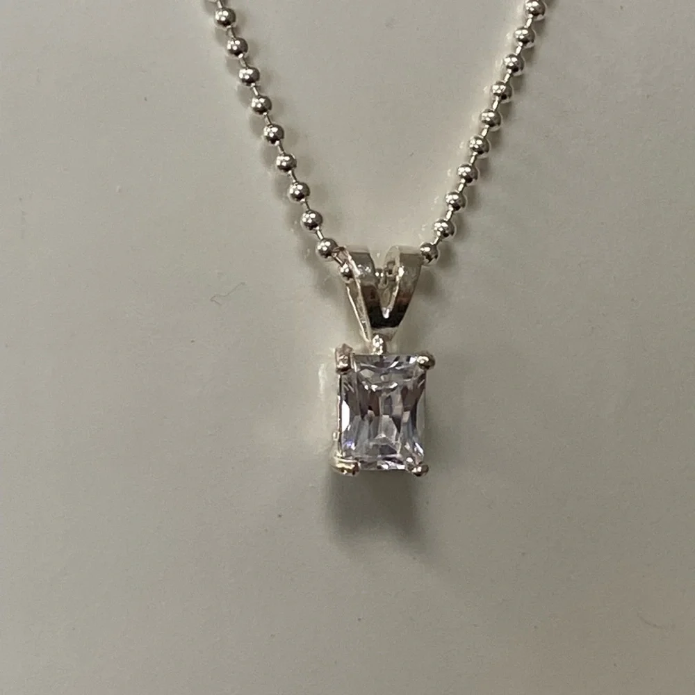 Gorgeous emerald cut CZ diamond sterling set necklace - Picture 6 of 10